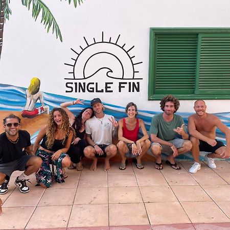Single Fin Surf Hostel Arona  Exterior photo