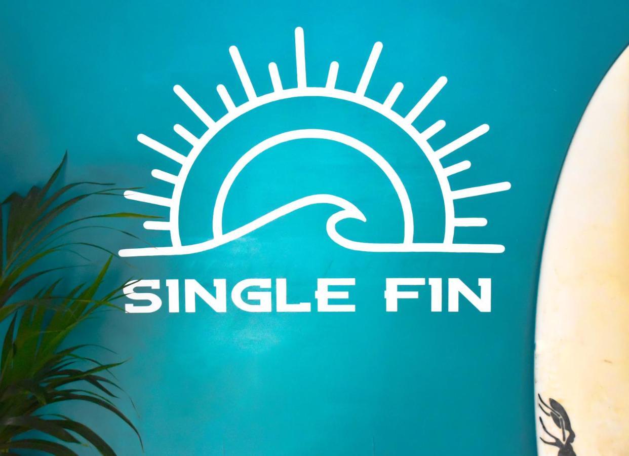 Single Fin Surf Hostel Arona  Exterior photo