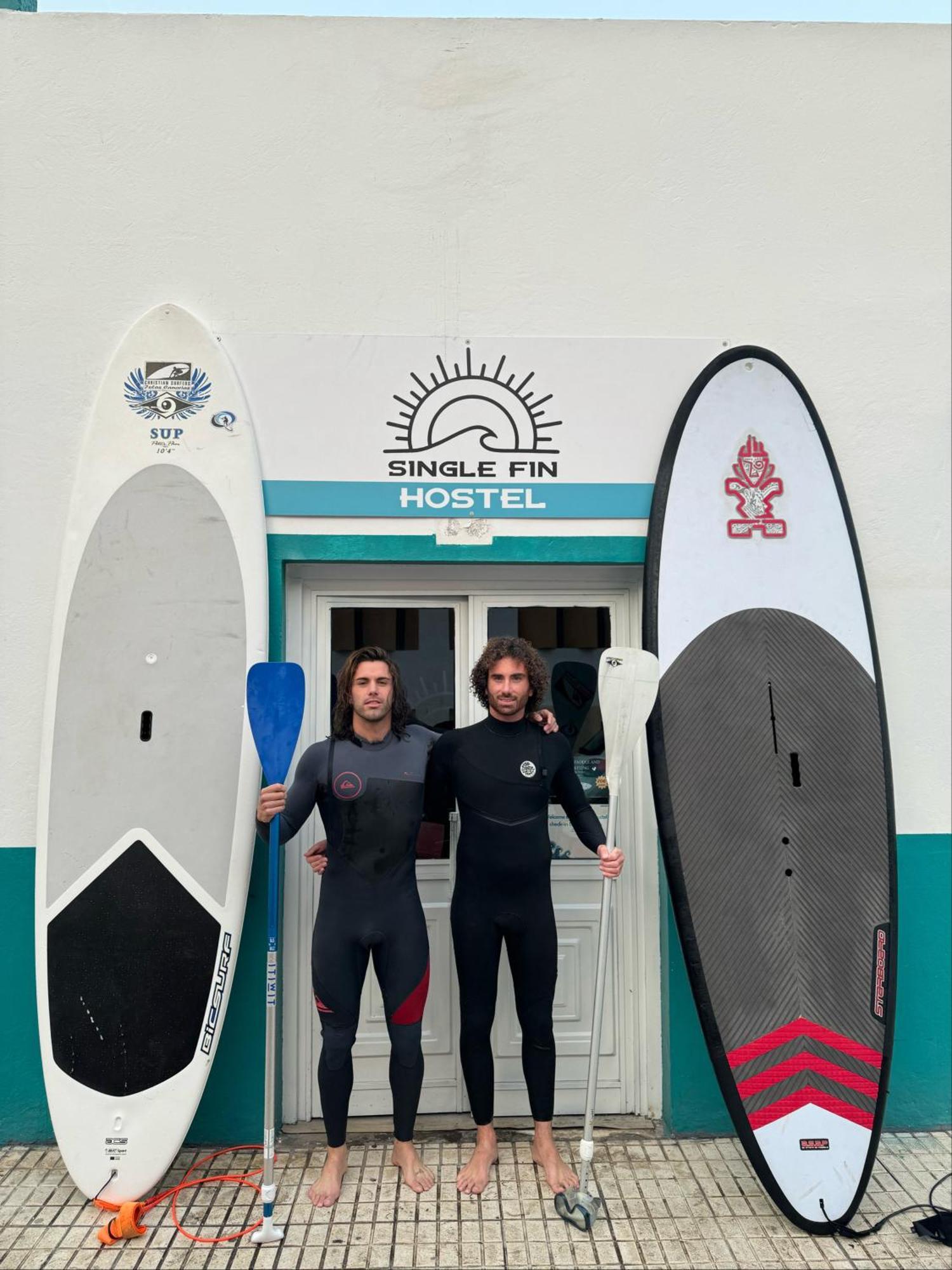 Single Fin Surf Hostel Arona  Exterior photo